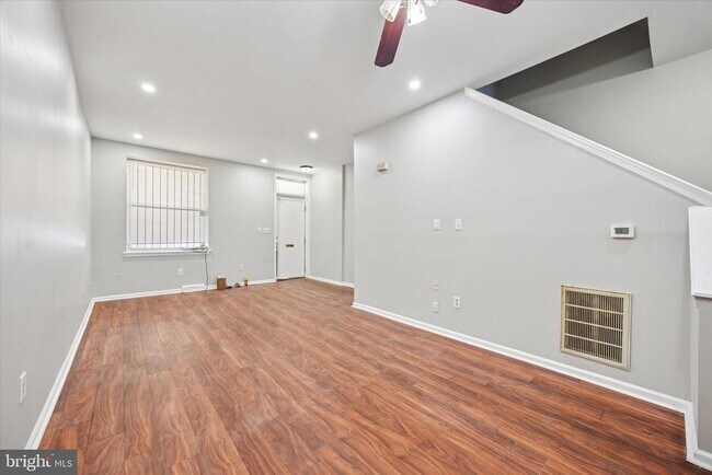 4020 Green St in Philadelphia, PA - Building Photo - Building Photo