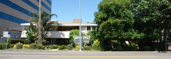 Haven Oaks in Encino, CA - Foto de edificio - Building Photo