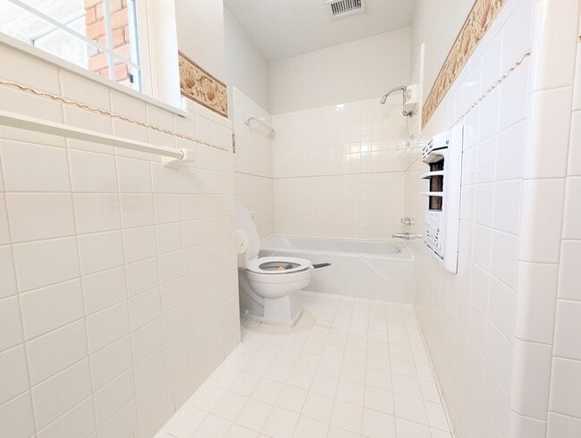 635 Summit Dr in Texarkana, AR - Building Photo - Building Photo