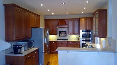 6640 Ashebrooke Dr in Douglasville, GA - Building Photo - Building Photo