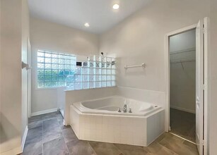 74 Leaver Dr in Palm Coast, FL - Building Photo - Building Photo