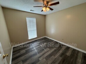 5616 Autumn Valley Dr in Memphis, TN - Building Photo - Building Photo