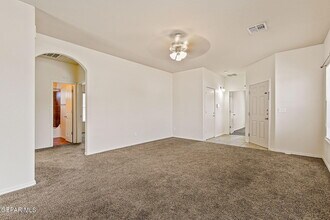 4776 Joseph Rodriguez Dr in El Paso, TX - Building Photo - Building Photo