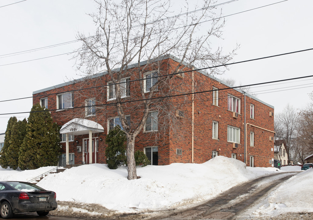 1501 Marshall St NE in Minneapolis, MN - Building Photo