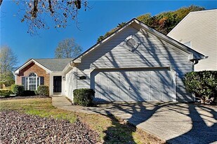 3165 Bellestone Ct in Marietta, GA - Building Photo