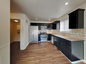 2513 E Cinnamon Ln in Nampa, ID - Building Photo - Building Photo