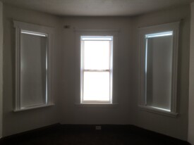 96 Hancock St, Unit Apt 2 in Boston, MA - Building Photo