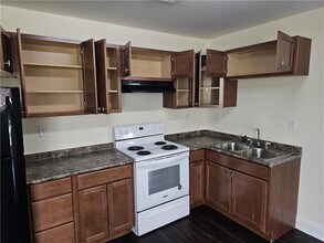107 Ronald Pride Blvd in Fort Valley, GA - Foto de edificio - Building Photo