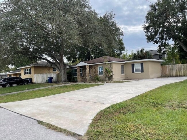 3016 W Meadow St in Tampa, FL - Building Photo - Building Photo