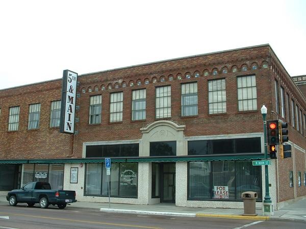 417 N Main St in Mitchell, SD - Building Photo - Building Photo