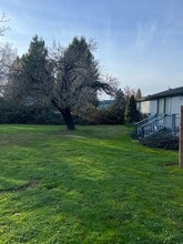 1290-1290 Fruitdale Dr in Grants Pass, OR - Building Photo - Building Photo