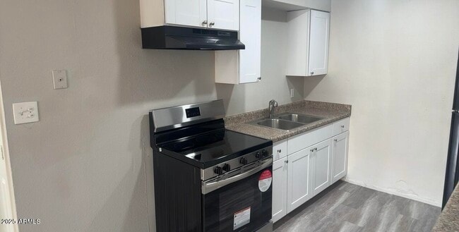2034 W Cactus Rd in Phoenix, AZ - Building Photo - Building Photo