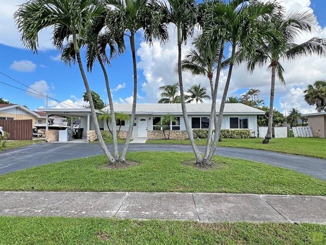 4331 NW 10th St