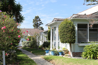 948 12th St in Santa Monica, CA - Foto de edificio - Building Photo