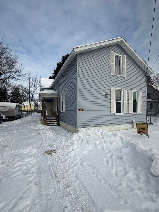 property at 612 E 12th St