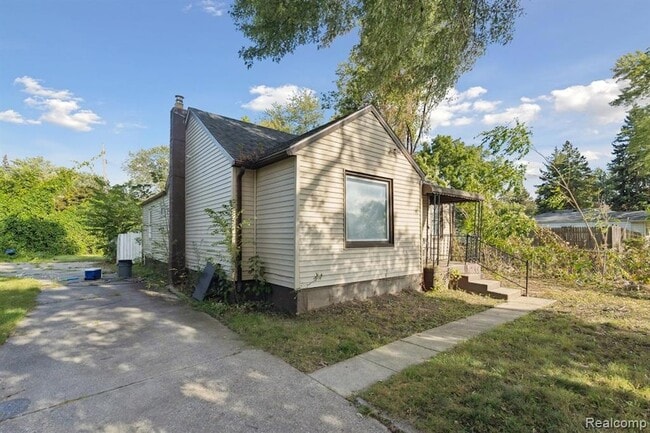 5315 Edgewood St in Dearborn Heights, MI - Building Photo - Building Photo