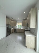 18405 SW 104th St in Miami, FL - Building Photo - Building Photo