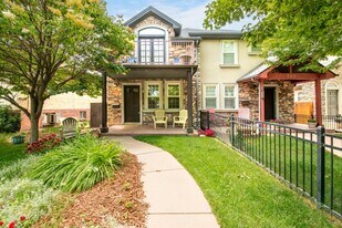 571 S Clarkson St in Denver, CO - Building Photo