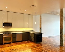 520 State Rd in North Adams, MA - Building Photo - Building Photo