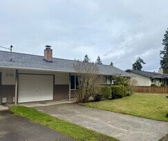 7806 3rd Ave SE in Lacey, WA - Building Photo