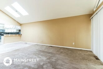 5903 Fox Run Way in Oklahoma City, OK - Building Photo - Building Photo