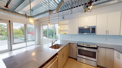 15 Richdale Ave in Cambridge, MA - Foto de edificio - Building Photo