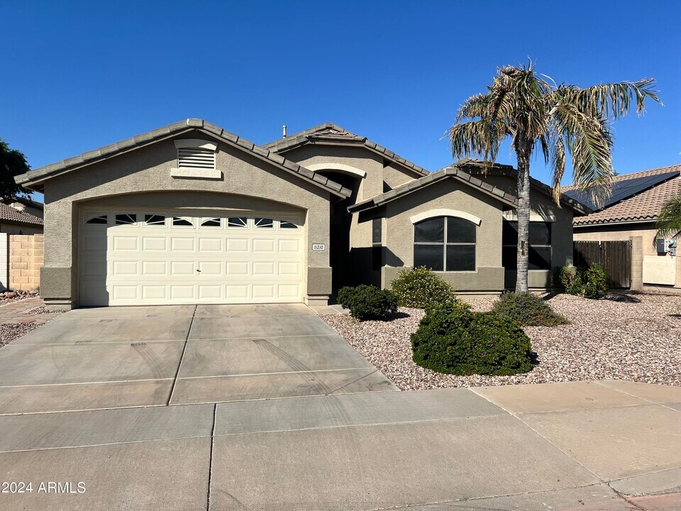 11210 E Pronghorn Ave in Mesa, AZ - Building Photo