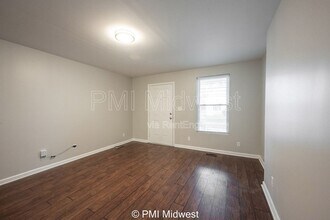 1437 S East St in Indianapolis, IN - Foto de edificio - Building Photo