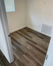 1620 Ewing Ave, Unit 1620 Ewing Ave in Clearwater, FL - Building Photo - Building Photo