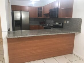6095 W 19th Ave in Hialeah, FL - Building Photo - Building Photo