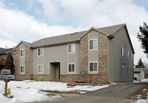 5718 Ryewyck Dr in Toledo, OH - Building Photo