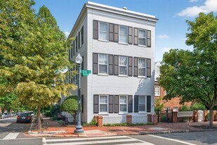 1363 28th St NW in Washington, DC - Building Photo