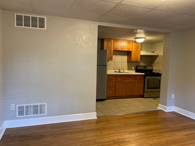 50 Kenmore Ave in Pittsburgh, PA - Building Photo - Building Photo