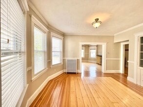 22 Linden Rd in Melrose, MA - Building Photo - Building Photo