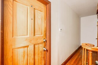 4041 Wilkens Ave, Unit B in Baltimore, MD - Foto de edificio - Building Photo