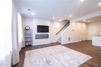 9233 Magellan Pkwy in Glen Allen, VA - Building Photo - Building Photo