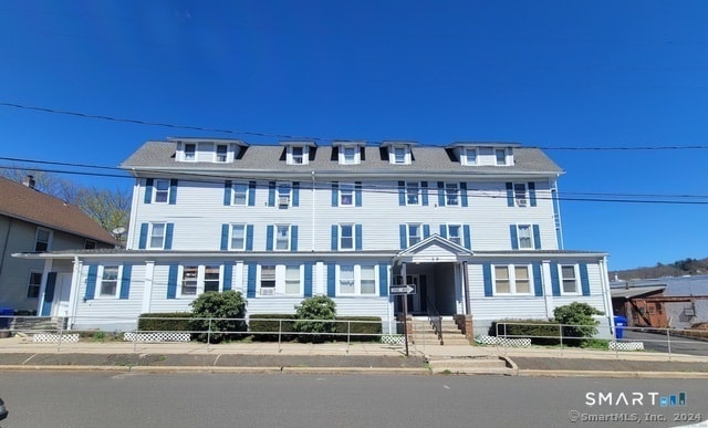 property at 39 Park St