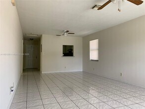113 NW 5th Ave in Dania Beach, FL - Building Photo - Building Photo