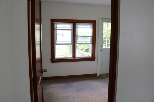 239 Elm St, Unit 239 #2 in Albany, NY - Foto de edificio - Building Photo