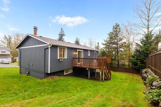 14430 SE 194th St in Renton, WA - Building Photo - Building Photo