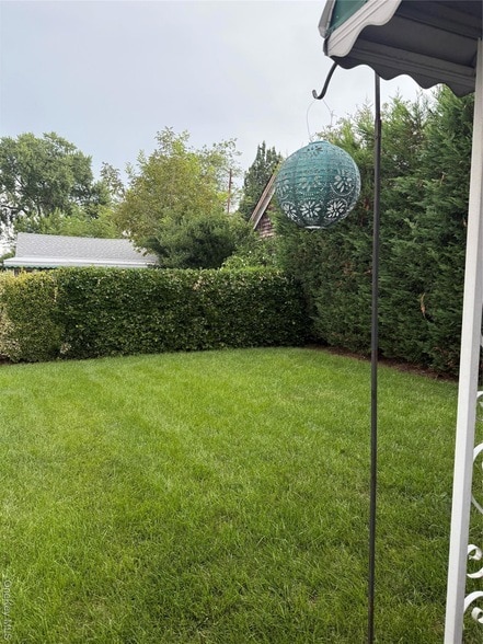 235 Jefferson Ave in Mineola, NY - Foto de edificio - Building Photo