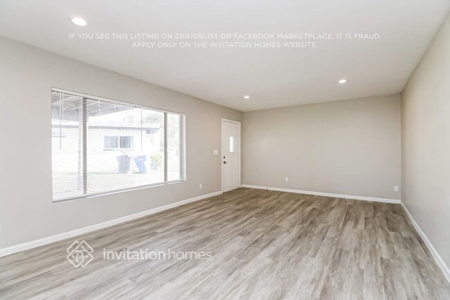 2458 E Alpine Ave in Mesa, AZ - Building Photo - Building Photo