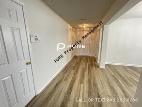 111 Concord St in Goose Creek, SC - Building Photo - Building Photo