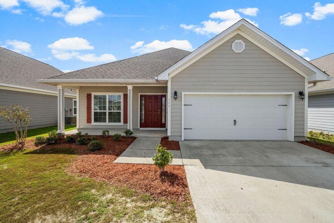 111 Redfish Way in Panama City, FL - Building Photo