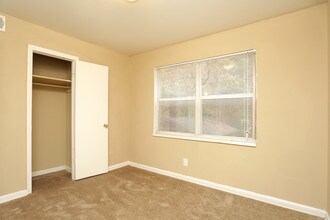 Garden Terrace Apartments in Marietta, GA - Foto de edificio - Interior Photo