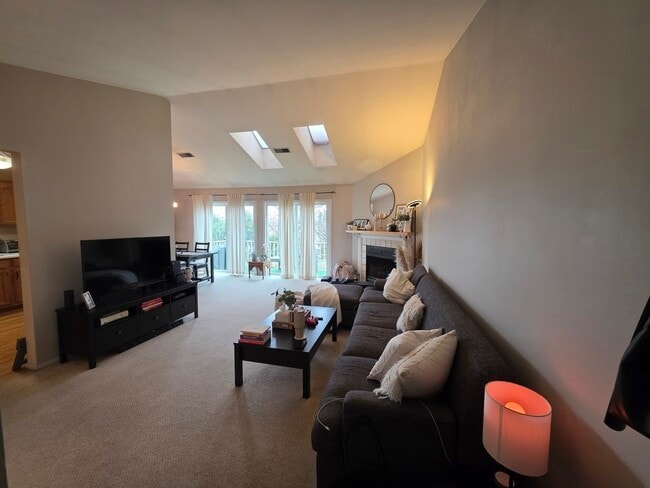 2791 Green Bridge Ct in Schaumburg, IL - Building Photo - Building Photo