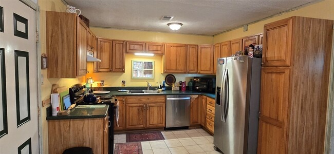 17018 Water Oak Dr in Channelview, TX - Building Photo - Building Photo