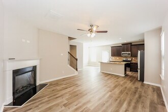 1995 St John Ct in Atlanta, GA - Building Photo - Building Photo