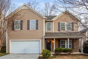 4315 Houldsworth Dr in Charlotte, NC - Building Photo
