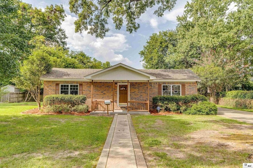 420 Howard St in Monroe, LA - Building Photo